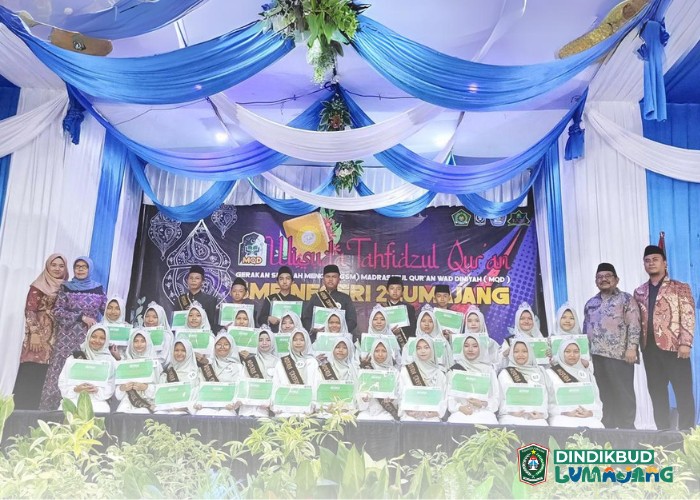 30 Siswa SMPN 2 Lumajang Dikukuhkan Menjadi Hafidz Quran